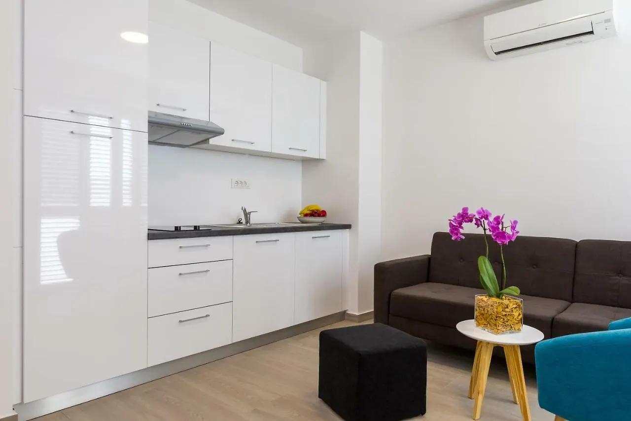 Cara Apartments Kozino Croatia