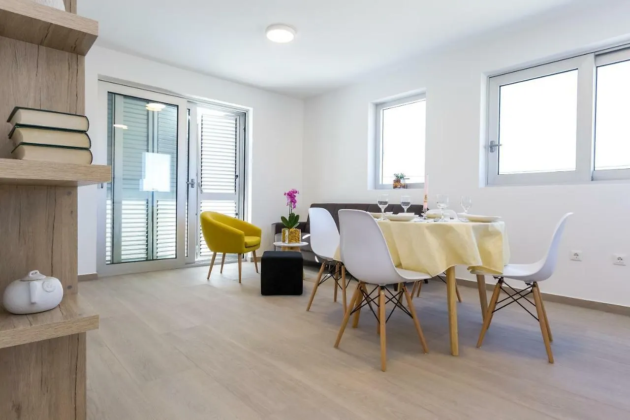 Cara Apartments Kožino